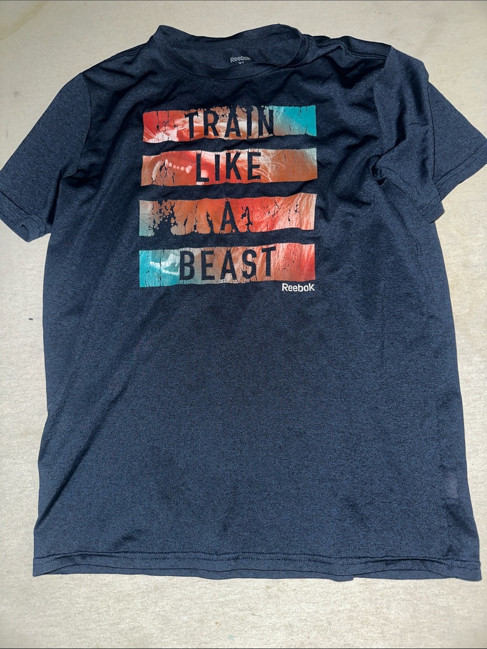 Kids Size XL Reebok Navy Short-Sleeve 'Train Like a Beast' Graphic Tee Rashguard
